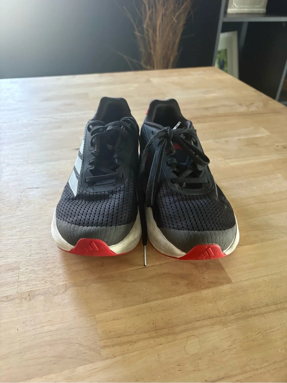 Adidas tennis shoes